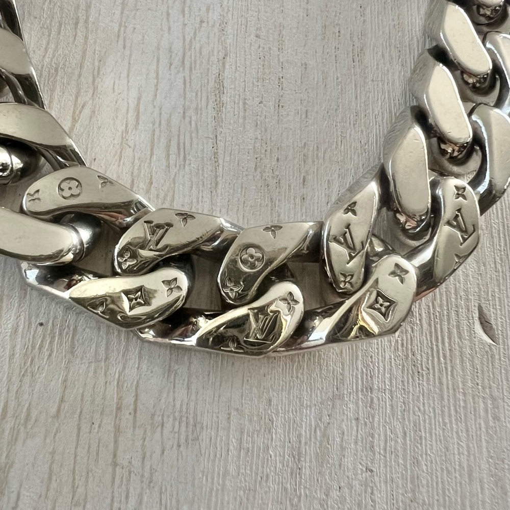 Sale 🔥 Louis Vuitton Unisex monogram Metal thick Chain Necklace - Picture 2 of 10